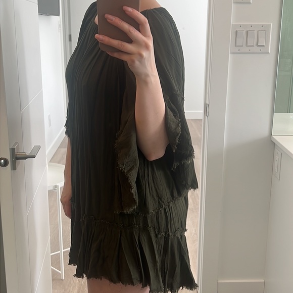 Beach cover up - Picture 2 of 3